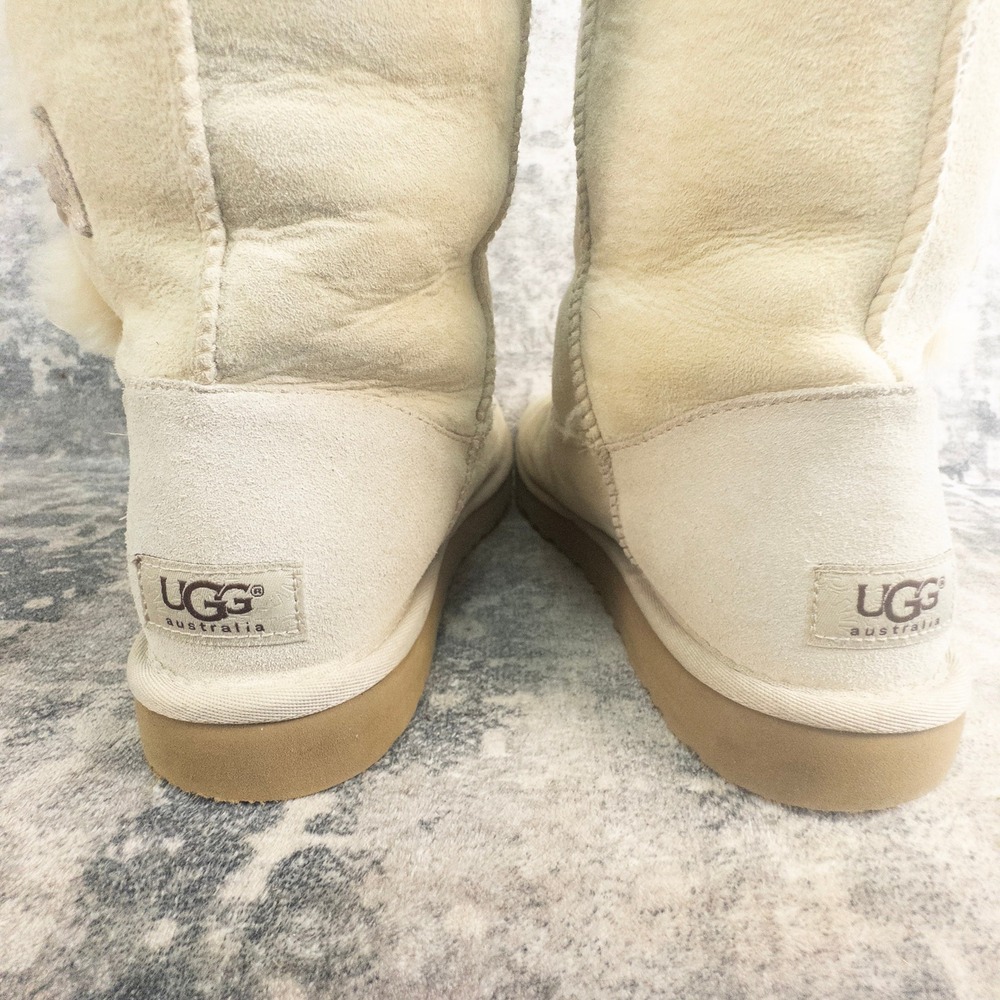 UGG Womens Size 7 Bailey Button Triplet Boots Sand Sheepskin Suede 1873 Tall - Picture 7 of 12
